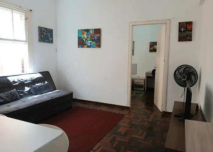 Aconchegante, Prático E Bem Localizado