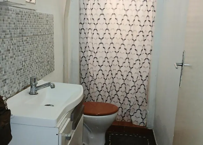 Apartamento Aconchegante, Prático E Bem Localizado *